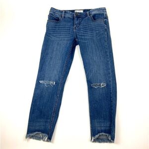 Free People Jeans Sz 29 Crop Straight Raw Fray Hem Busted Knees Dark Wash Blue